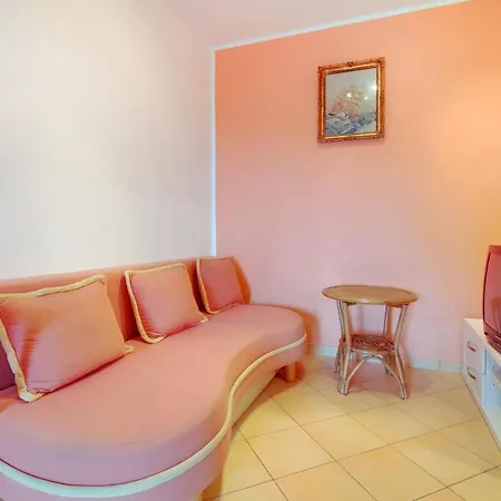 Apartments With A Parking Space Mali Losinj