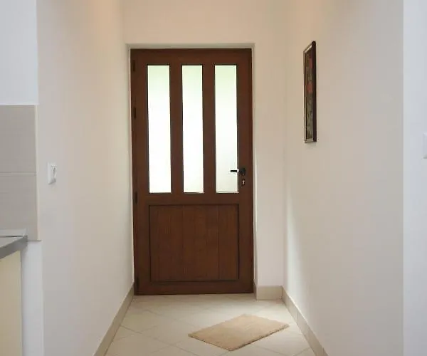 Apartments With A Parking Space Mali Losinj Apartment *