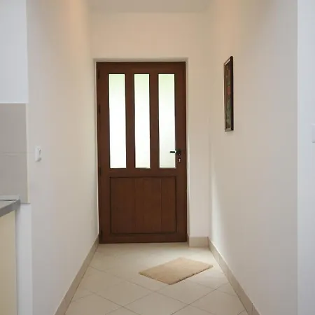 Apartments With A Parking Space Mali Losinj Lägenhet *